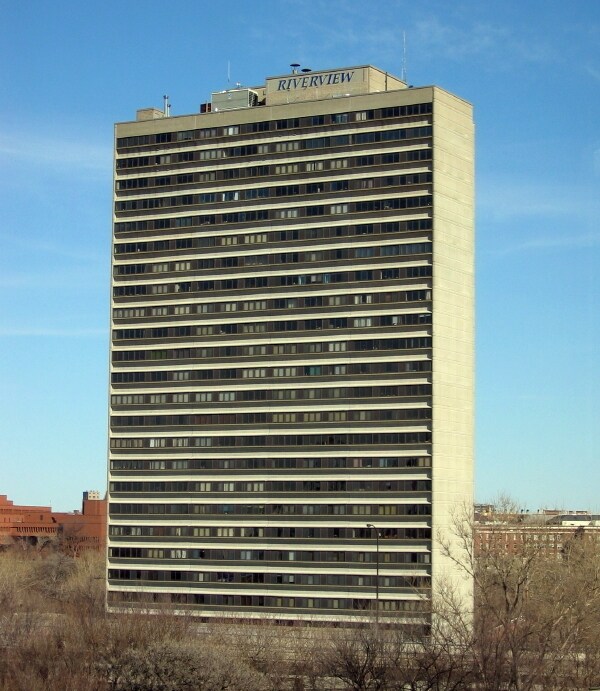 Foto del edificio - Riverview Tower