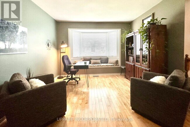 Building Photo - 3776 Autumnwood St