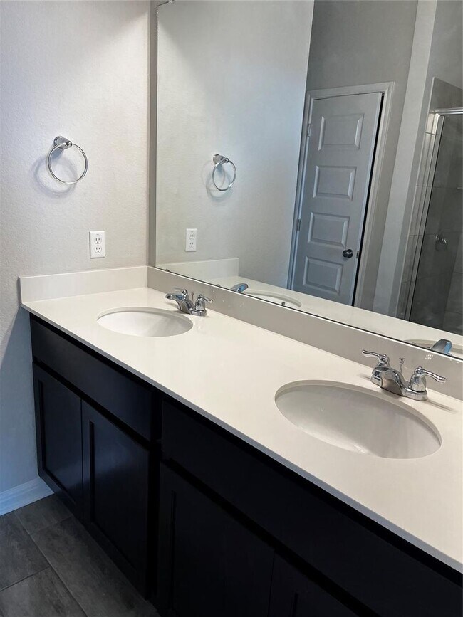 Building Photo - CORNER HOME LOCATED IN LEANDER TX
