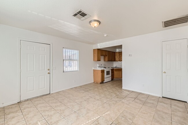 Foto del edificio - 2133 Ellis St