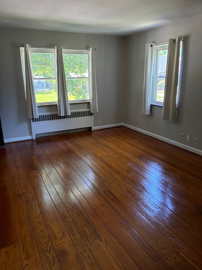 Foto del edificio - 40 Pleasant Ridge Ave
