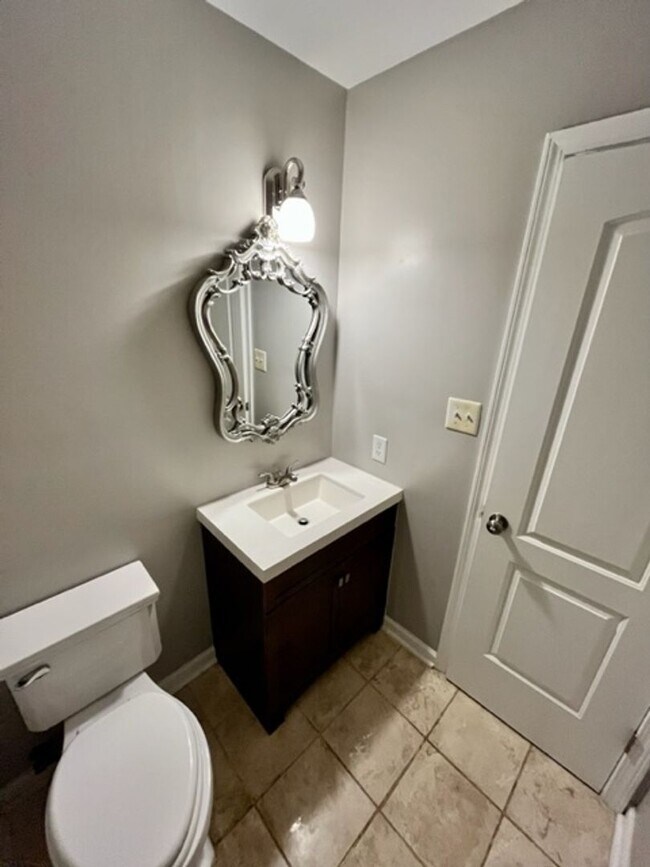 Building Photo - FOUR BEDROOM avail in Jville!
