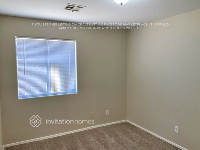 Foto del edificio - 250 Dakota St