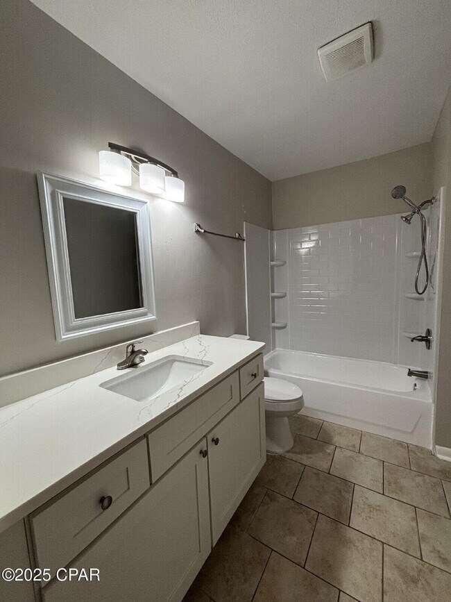 Building Photo - 8003 Beach Dr