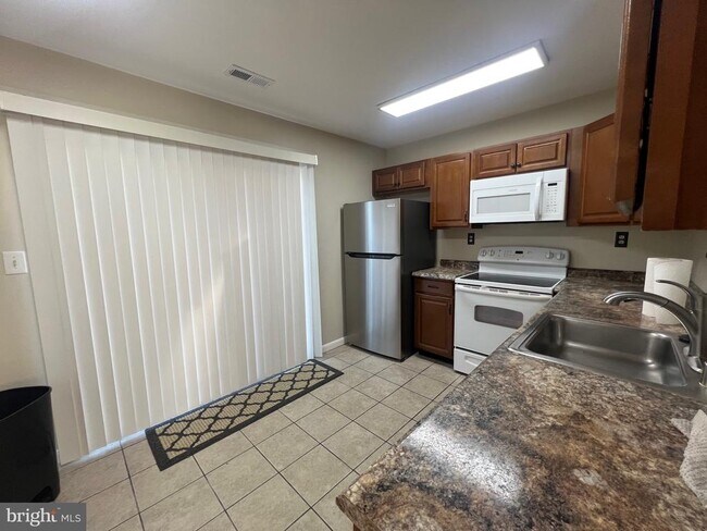 Foto del edificio - 43 Taos Cir