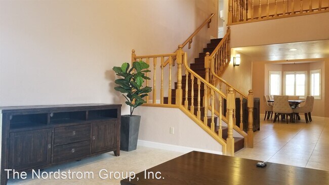 Building Photo - 4 br, 3 bath House - 1404 E Orange Grove Road