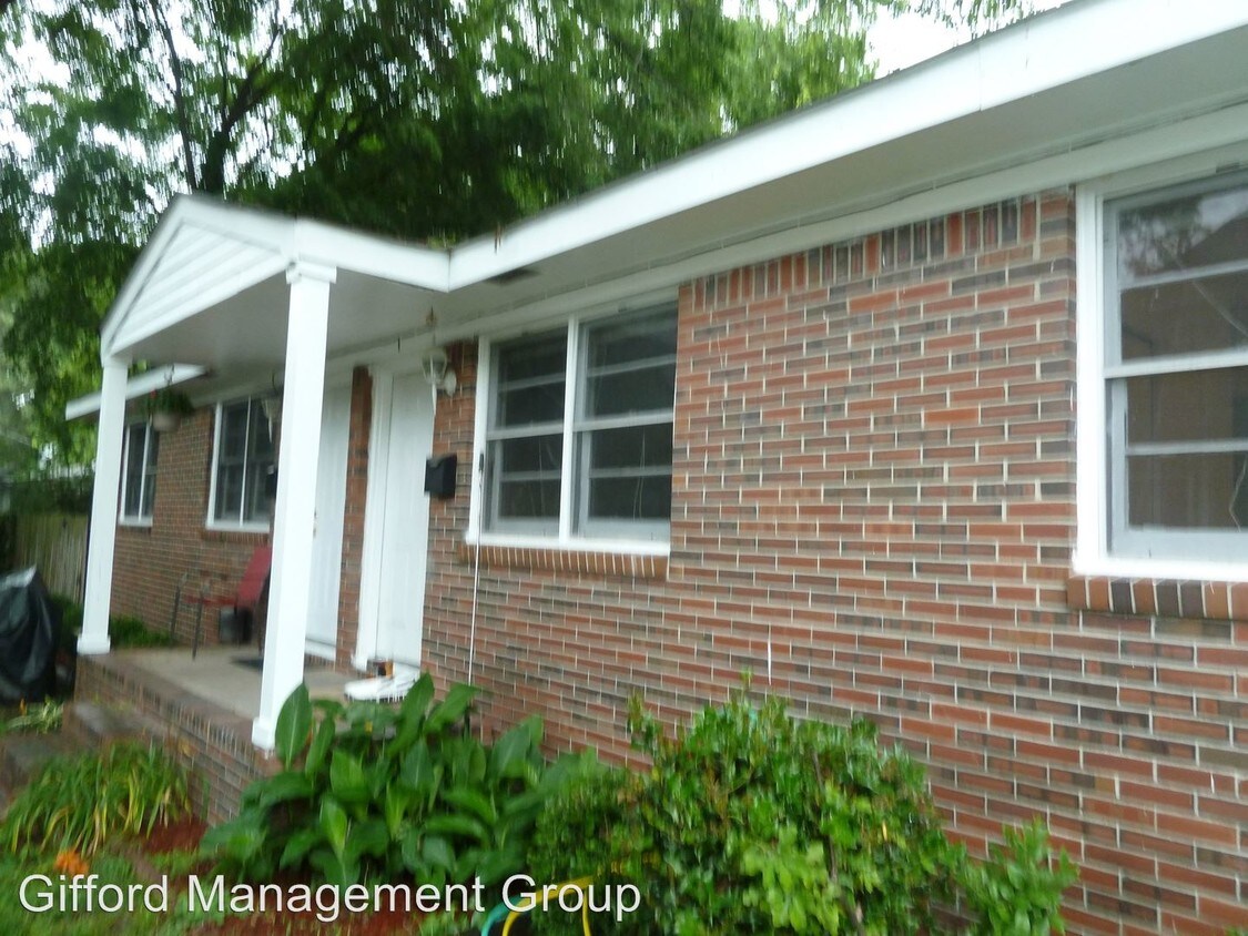 Primary Photo - 9321 Chelsea Ave