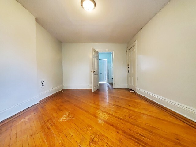 Foto del edificio - 218 Van Buren St
