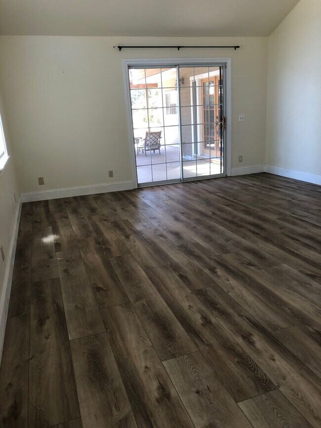 Foto del edificio - Single Family Home in Oak View!