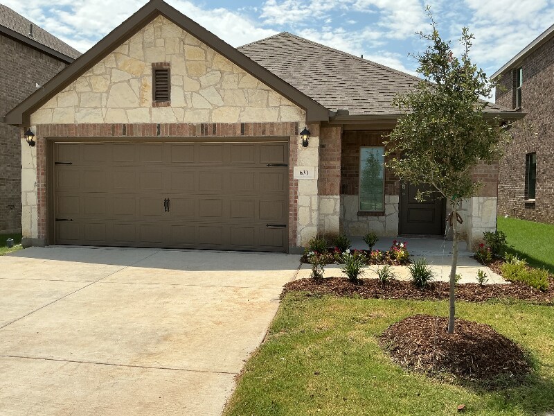 Photo - 631 Joseph Rd