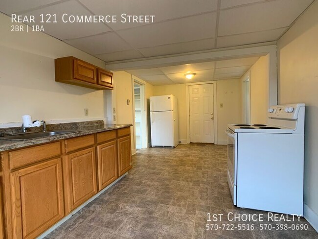 Building Photo - Affordable 2 bedroom with gas heat!