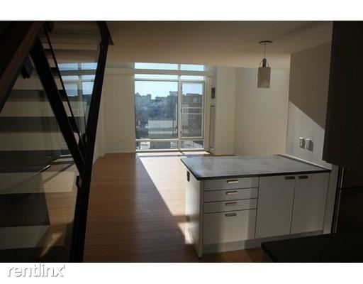 Building Photo - 1 Earhart St