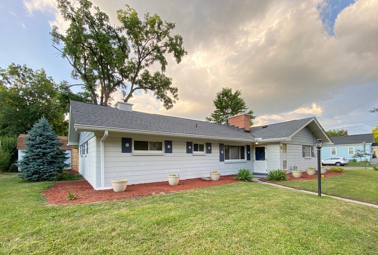 Foto principal - 340 Wentworth Ave
