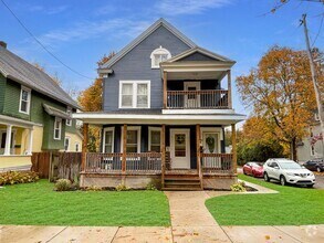 Building Photo - 300 Milburn Dr