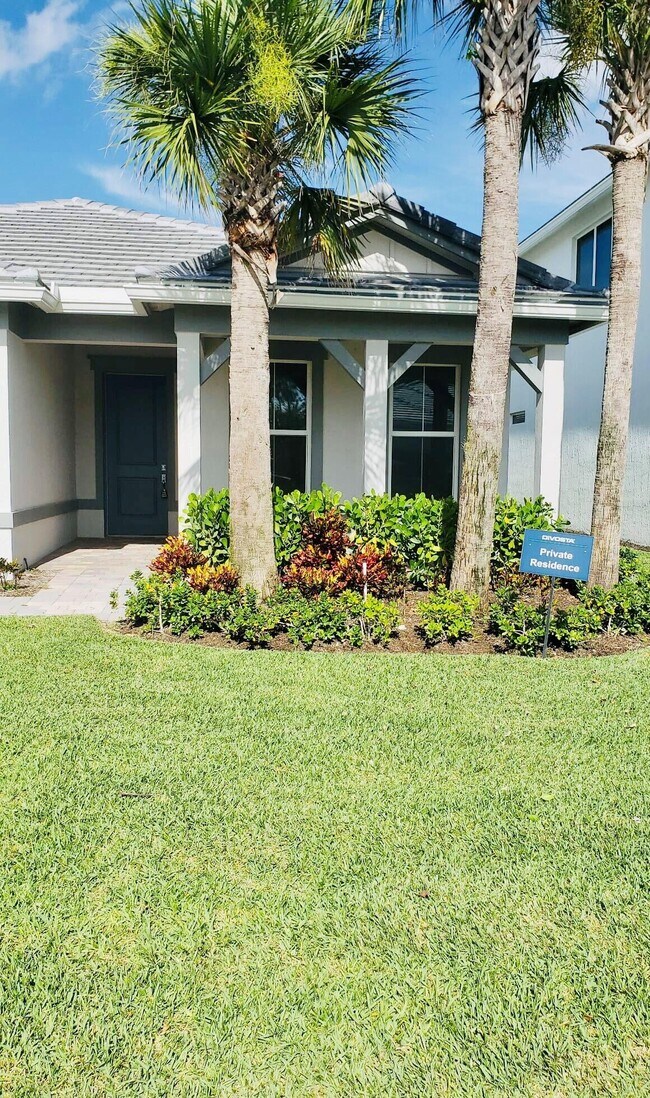 Foto del edificio - 5313 Blue Reed Ln.
