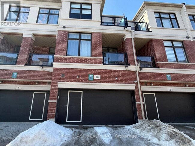 Building Photo - 10 Pantheon Ln