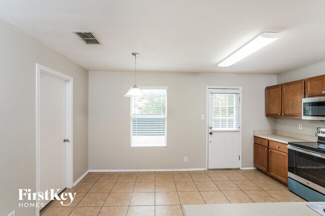 Building Photo - 172 Texas Mulberry