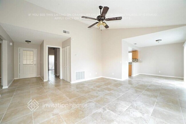 Foto del edificio - 1618 Crossridge Dr
