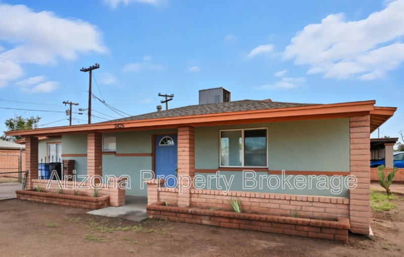 Photo - 3826 W. Culver St.