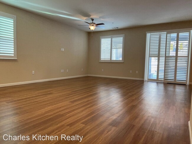 Foto del edificio - 4 br, 2.5 bath House - 3123 Creekside Lane