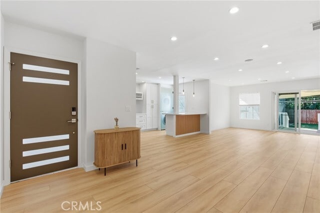 Foto del edificio - 17546 Kittridge St