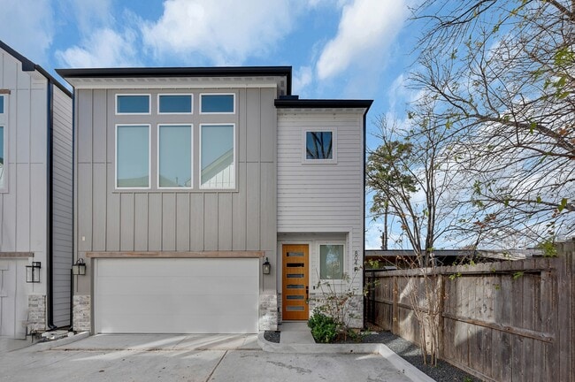 Foto del edificio - 804 Woodcrest Dr