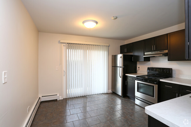 2HAB, 1BA - 975 ft² - Cocina - Surrey Place Apartments