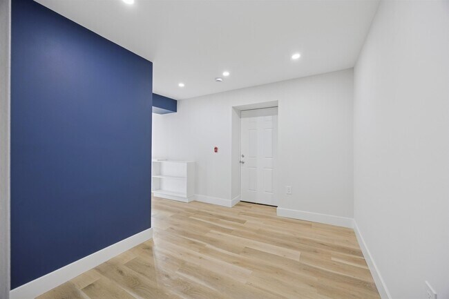 Foto del edificio - 4522 Baker St