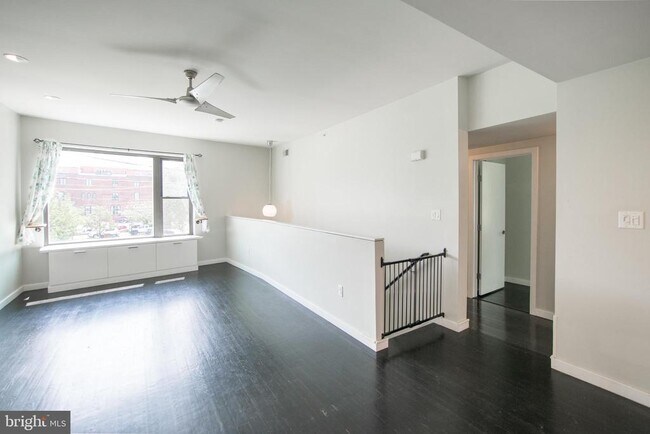 Building Photo - 703-05 N 18th St