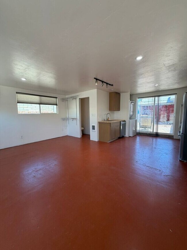 Foto del edificio - Charming Casita House with Private Outdoor Space! Close to U of A!