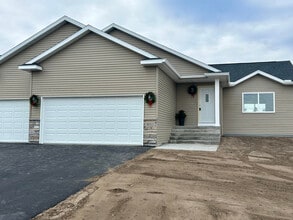 Building Photo - 18512 Salem St NW