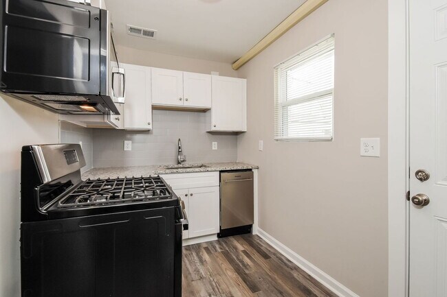 Foto del edificio - 3586 Jackson St