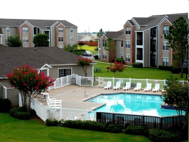 Pool Area - Tealwood Place