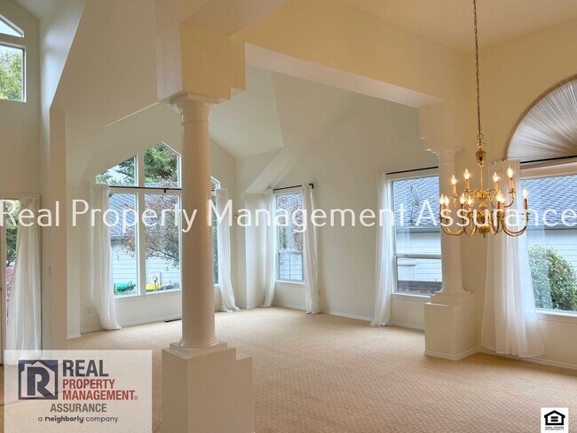 Foto del edificio - Attractive Single Level 3-Bedroom, 2-Bathr...