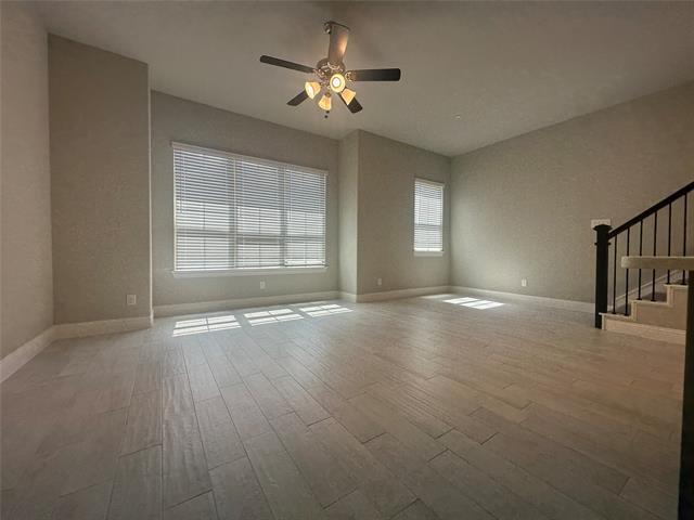 Foto del edificio - 4135 Wetstone Ln