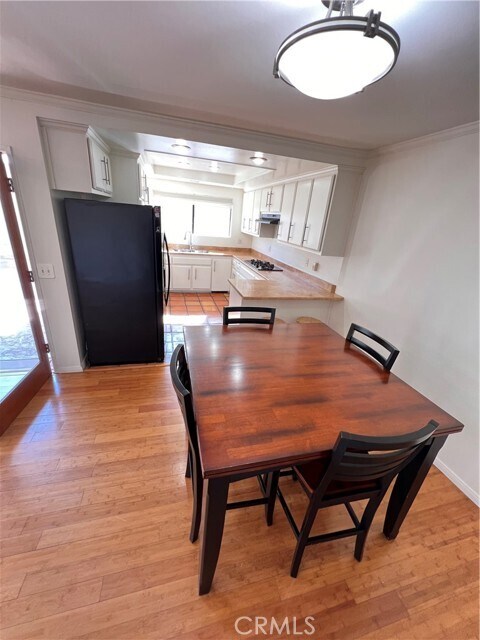 Foto del edificio - 2300 Carnegie Ln