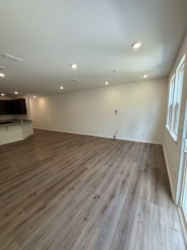 Foto del edificio - 3 bed 2 and half bath home in Mebane