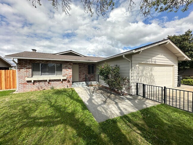 Foto del edificio - 1613 Carnation Ct