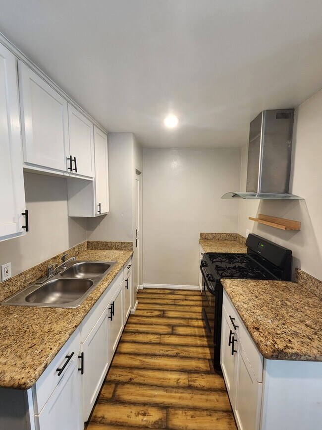 Foto del edificio - Quaint 1 Bedroom in Encinitas