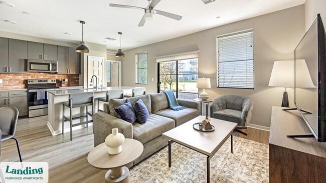 Building Photo - 402 W Lincoln St