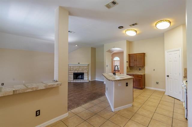 Foto del edificio - 2108 Hickory Ridge Dr