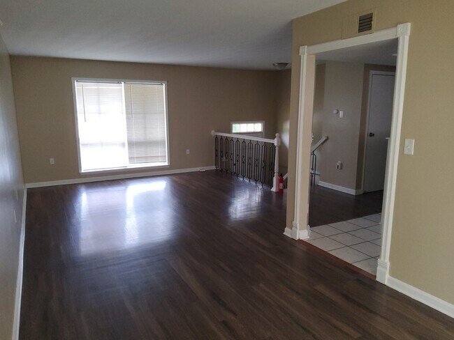 Foto del edificio - 3558 Merritt St