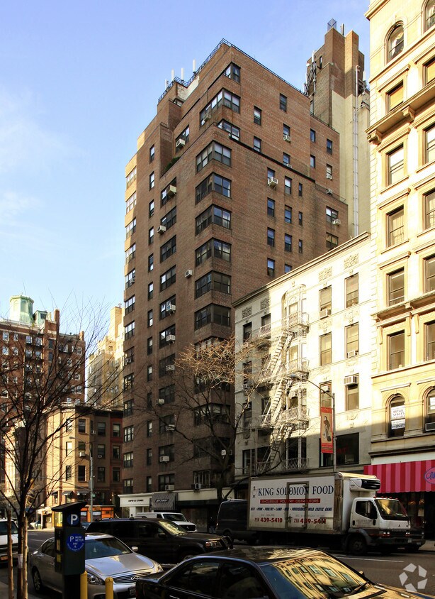Fotografía del edificio - 19 E 80th St