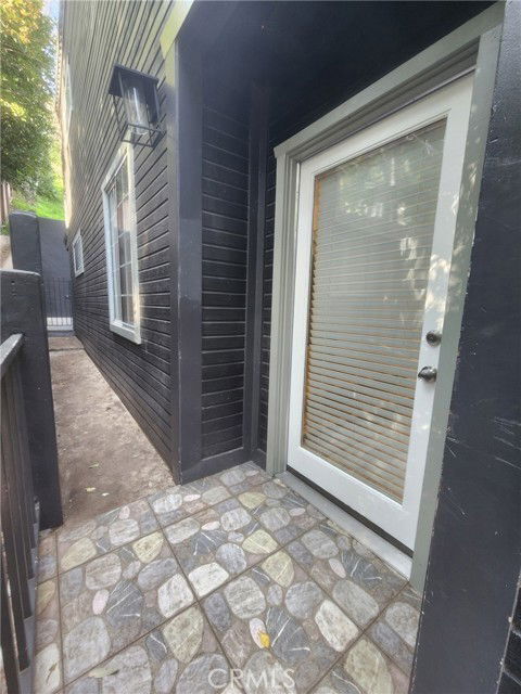 Foto del edificio - 2329 Stanley Hills Dr
