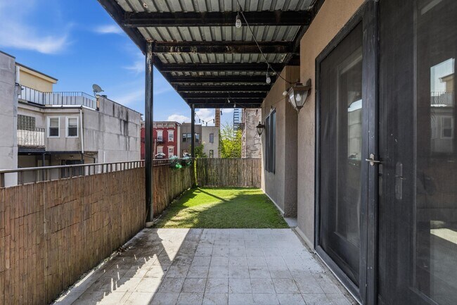 Foto del edificio - 405 Adams St