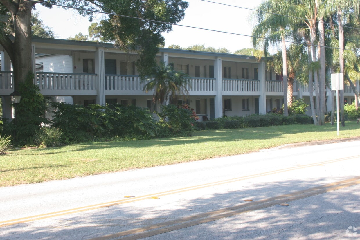 Allendale Arms Apartments Saint Petersburg Fl Apartments Com