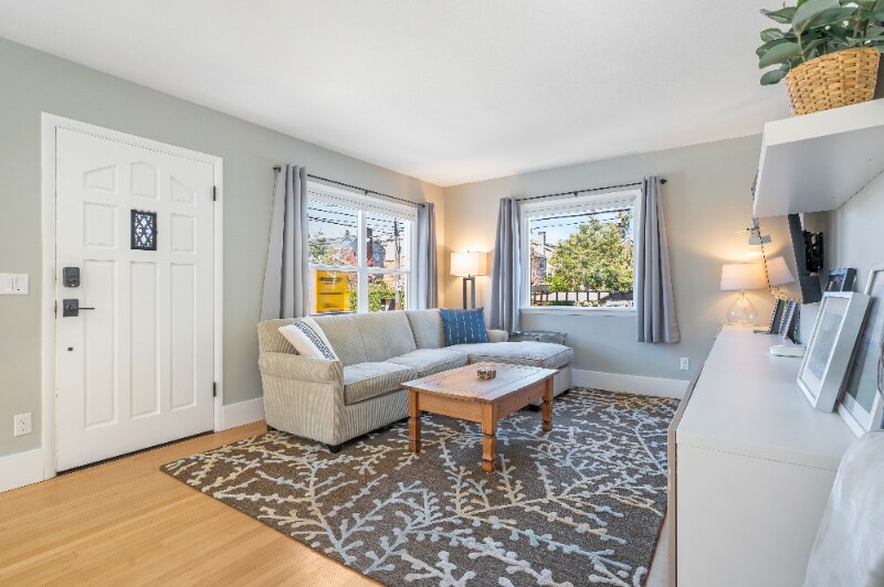 Foto principal - 7938 Densmore Ave N