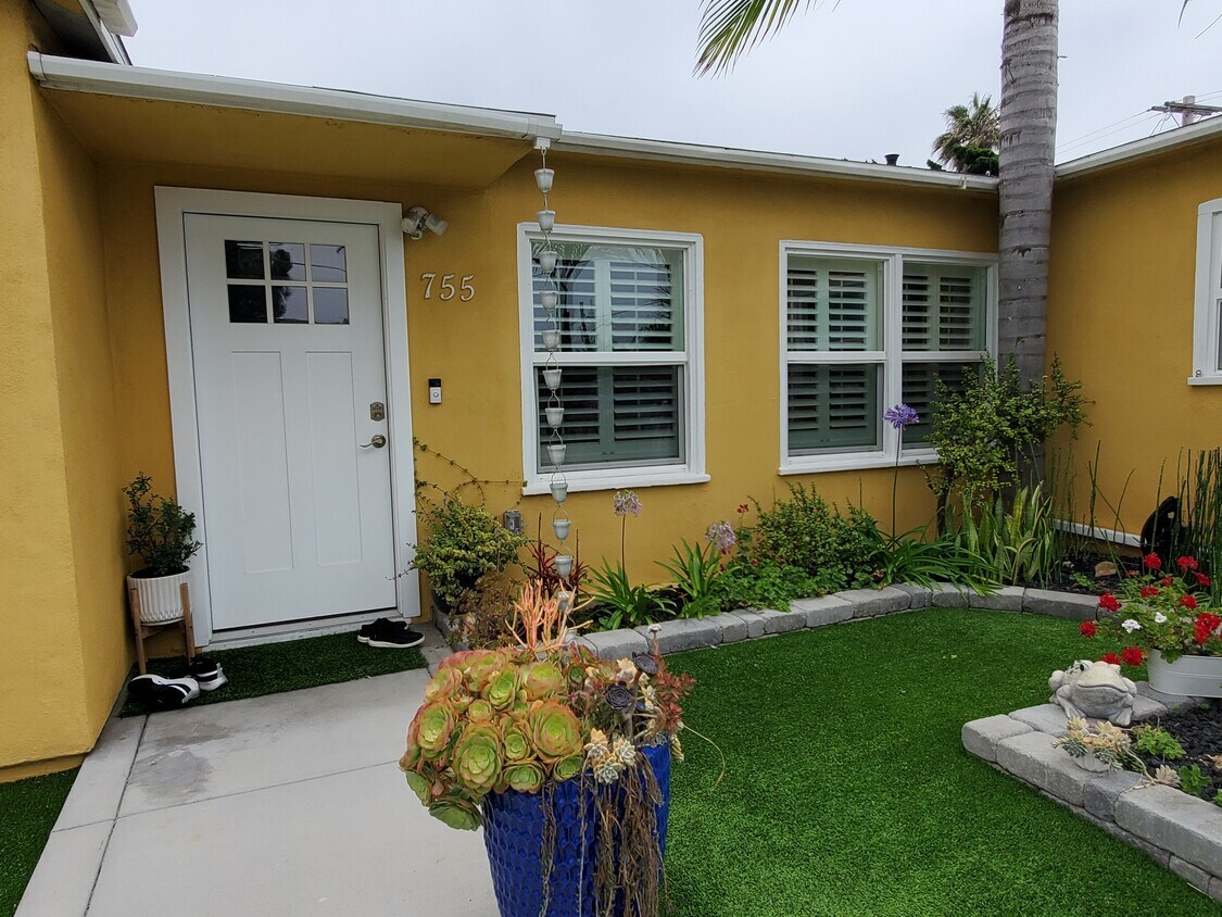 Foto principal - 755 2nd St