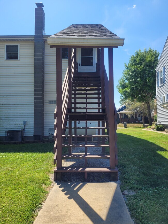 Building Photo - 175 4th St SE