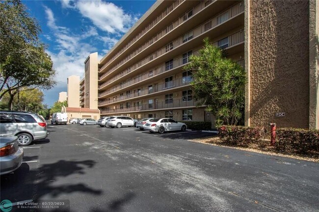 Foto del edificio - 4550 NW 18th Ave